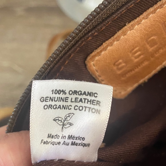 Bed Stu Encase Compact Rustic Tan Veg Tanned Leather Crossbody Bag 3-in-1 EUC - Picture 9 of 10